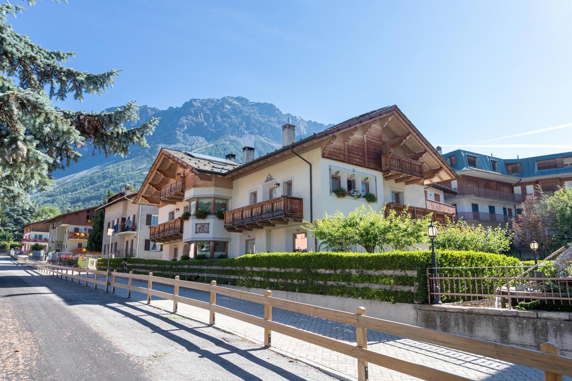 Chalet Ceppo Бормио Екстериор снимка